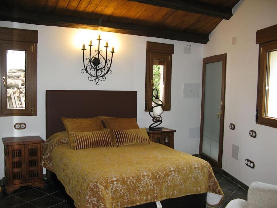 Casa De Cucu Navaluenga Villa Avila Bagian luar foto